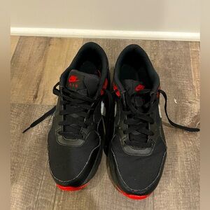 Nike Air sneakers Size 9